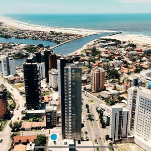 Apartamento com 249m², 4 dormitórios, 4 suítes, 3 vagas no Graziela em Torres para Comprar