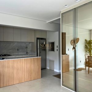 Apartamento com 122m², 3 dormitórios, 1 suíte, 2 vagas no Roca em Torres para Comprar