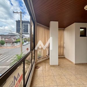Apartamento com 130m² e 3 dormitórios no bairro Florestal em Lajeado para Alugar