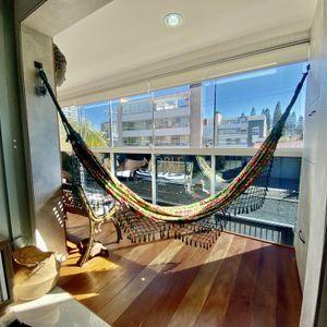 Apartamento com 97m², 3 dormitórios, 1 suíte, 2 vagas no Magnificus em Torres para Comprar