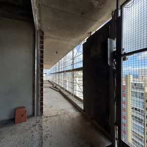 Apartamento com 80m², 2 dormitórios, 1 suíte, 2 vagas no Mirage em Torres para Comprar