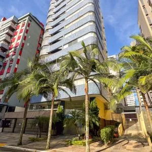 Apartamento com 125m², 3 dormitórios, 1 suíte, 2 vagas no Elegance em Torres para Comprar