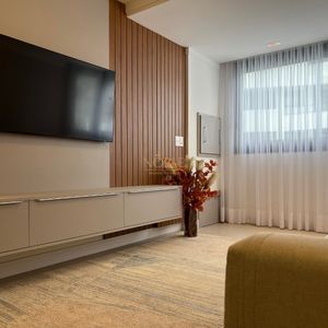 Apartamento com 71m², 2 dormitórios, 1 suíte, 2 vagas no Residencial DI Capri em Torres para Comprar