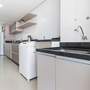 Cobertura com 230m², 3 dormitórios, 1 suíte, 2 vagas no Le Grand em Torres para Comprar