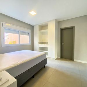 Apartamento com 45m², 1 dormitório, 1 suíte, 1 vaga no Cambará em Torres para Comprar