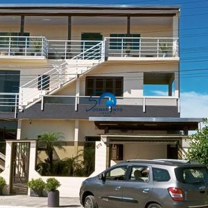 sobrado a venda bem localizado em torres