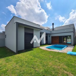 Casa com 197m² e 3 dormitórios no bairro Universitário em Lajeado para Comprar