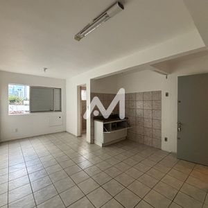 Kitnet com 30m² no bairro Centro em Lajeado para Alugar