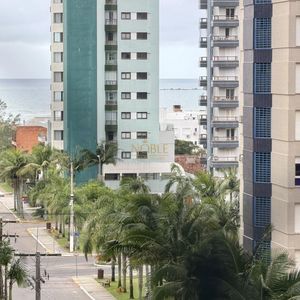 Apartamento com 77m², 2 dormitórios, 2 suítes, 1 vaga no Véritas em Torres para Comprar