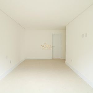 Apartamento com 130m², 3 dormitórios, 1 suíte, 2 vagas no Monterrey em Torres para Comprar