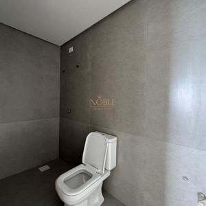 Apartamento com 90m², 2 dormitórios, 2 suítes, 2 vagas no Maui Residencial em Torres para Comprar