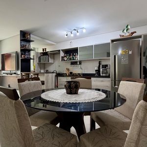 Apartamento com 110m², 3 dormitórios, 1 suíte, 2 vagas no Praia Bávaro em Torres para Comprar