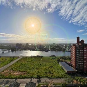 Apartamento com 91m², 2 dormitórios, 2 suítes, 2 vagas no Toronto em Torres para Comprar