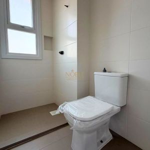 Apartamento com 118m², 3 dormitórios, 2 suítes, 2 vagas no Punta Del Sole em Torres para Comprar