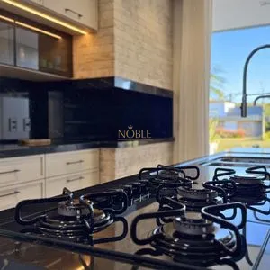 Casa de Condomínio com 206m², 4 dormitórios, 4 suítes, 2 vagas no Reserva das Águas em Torres para Comprar