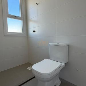Apartamento com 98m², 2 dormitórios, 2 suítes, 2 vagas no Punta Del Sole em Torres para Comprar