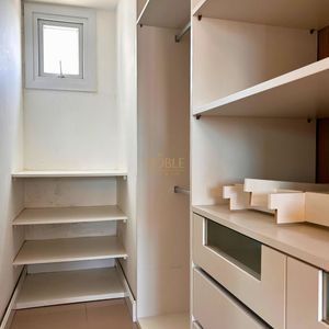 Apartamento com 178m², 3 dormitórios, 3 suítes, 2 vagas no Villagio del Mare em Torres para Comprar