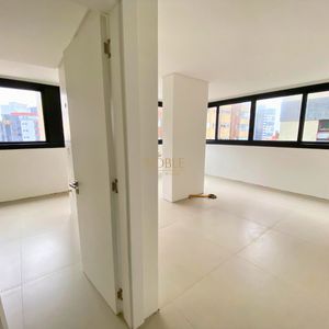 Apartamento com 140m², 3 dormitórios, 3 suítes, 2 vagas no Voga em Torres para Comprar