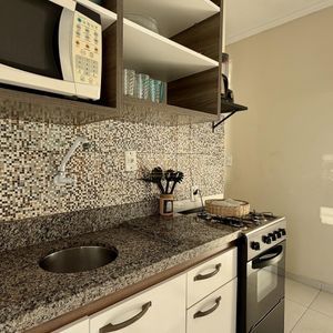 Pousada, 8 dormitórios, 3 suítes, 7 vagas no bairro Praia da Cal em Torres para Comprar