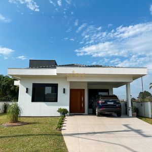 Casa de Condomínio com 155m², 3 dormitórios, 1 suíte, 1 vaga no Reserva das Águas em Torres para Comprar