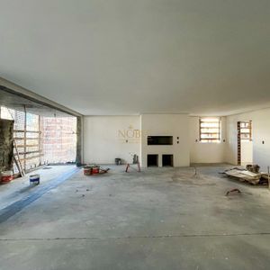 Apartamento com 210m², 4 dormitórios, 4 suítes, 3 vagas no Vanguard em Torres para Comprar