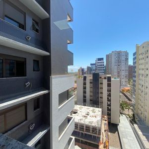 Apartamento com 77m², 2 dormitórios, 2 suítes, 1 vaga no Véritas em Torres para Comprar