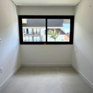 Apartamento com 79m², 2 dormitórios, 1 suíte, 1 vaga no Florença em Torres para Comprar