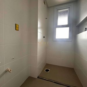 Apartamento com 121m², 3 dormitórios, 3 suítes, 1 vaga no Punta Del Sole em Torres para Comprar