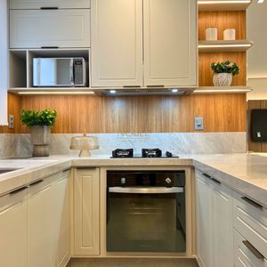 Apartamento com 91m², 2 dormitórios, 2 suítes, 2 vagas no Toronto em Torres para Comprar