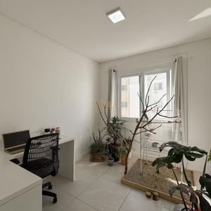 Apartamento com 74m², 2 dormitórios, 1 suíte, 1 vaga no Residencial Dom Pedro em Passo de Torres para Comprar