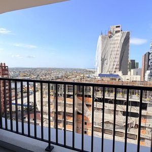 Apartamento com 70m², 2 dormitórios, 1 suíte, 1 vaga no Toronto em Torres para Comprar