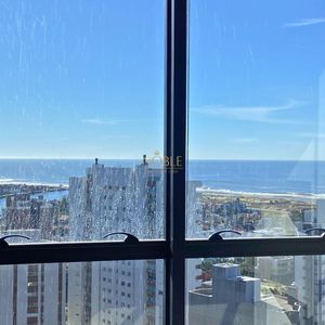 Apartamento com 113m², 3 dormitórios, 1 suíte, 2 vagas no Mirage em Torres para Comprar