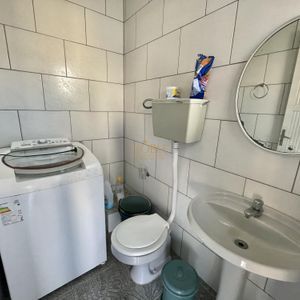 Casa com 500m², 7 dormitórios, 2 suítes, 2 vagas no bairro Centro em Torres para Comprar