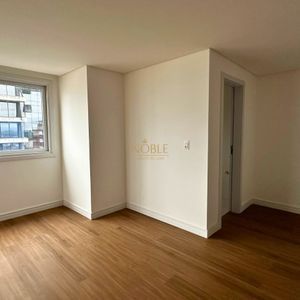 Duplex com 228m², 3 dormitórios, 3 suítes, 1 vaga no Giardino em Torres para Comprar