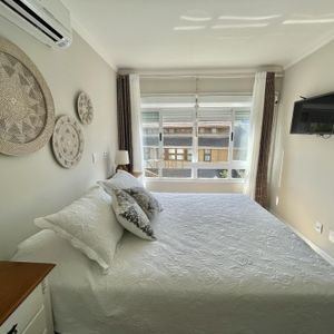 Cobertura com 130m², 2 dormitórios, 1 suíte, 2 vagas no Riviere em Torres para Comprar