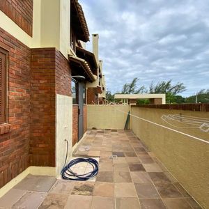 Casa de Condomínio com 161m², 3 dormitórios, 1 suíte, 1 vaga no Condomínio Plaza Guarita em Torres para Comprar