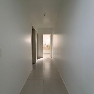 Apartamento com 86m², 2 dormitórios, 1 vaga no Condomínio Josi em Torres para Comprar