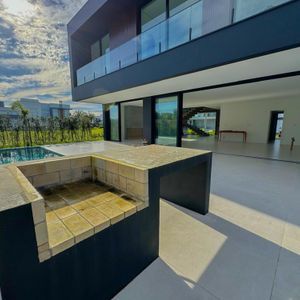 Casa de Condomínio, 4 dormitórios, 4 suítes, 2 vagas no Ocean Side em Torres para Comprar