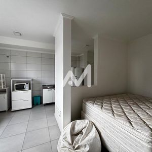 Kitnet com 35m² no bairro Universitário em Lajeado para Alugar