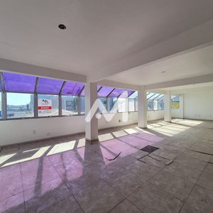 Sala Comercial com 146m² no bairro Centro em Lajeado para Comprar ou Alugar