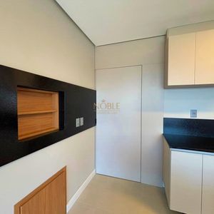 Apartamento com 91m², 2 dormitórios, 2 suítes, 2 vagas no Toronto em Torres para Comprar