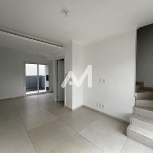 Sobrado com 80m² e 2 dormitórios no bairro Conventos em Lajeado para Comprar