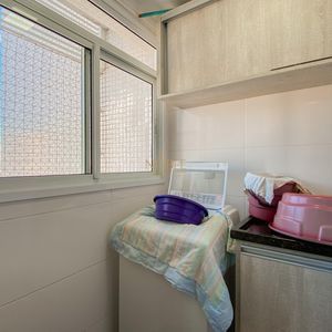 Apartamento com 95m², 3 dormitórios, 1 suíte, 2 vagas no Riverside em Torres para Comprar