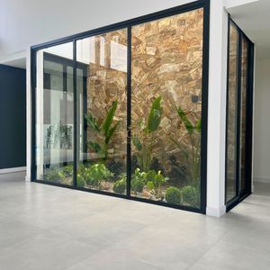 Casa com 288m², 4 dormitórios, 4 suítes, 4 vagas no bairro Bella Torres em Passo de Torres para Comprar