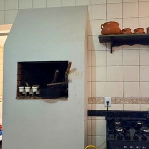 Casa, 6 dormitórios, 1 suíte, 4 vagas no bairro Stan em Torres para Comprar