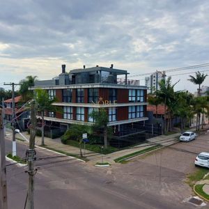 Apartamento com 99m², 2 dormitórios, 2 suítes, 2 vagas no Florença em Torres para Comprar