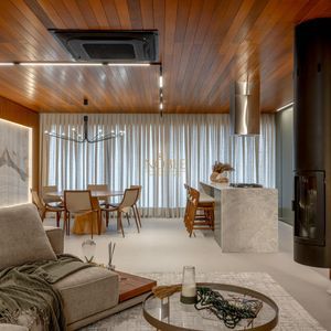 Apartamento com 207m², 3 dormitórios, 3 suítes, 3 vagas no Ares em Torres para Comprar