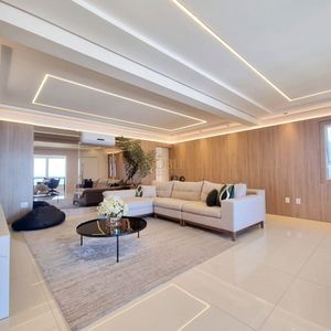 Apartamento com 249m², 4 dormitórios, 4 suítes, 4 vagas no Graziela em Torres para Comprar