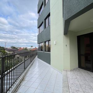 Apartamento com 190m², 3 dormitórios, 1 suíte, 2 vagas no Casa Blanca em Torres para Comprar