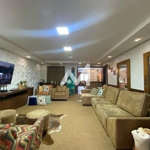 Casa com 220m² e 3 dormitórios no bairro Montanha em Lajeado para Comprar
